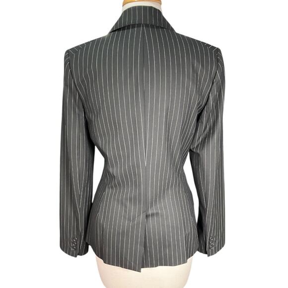 The Limited Black White Pinstripe Blazer Women’s Size 6 Two Button Stretch Lined - Picture 2 of 9
